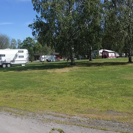 Camping Viinikanniemi אתר קמפינג 4*